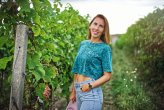 CROP TOP S KRÁTKÝM RUKÁVEM - Velikost: XS