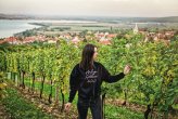 DÁMSKÁ MIKINA OVERSIZED SE STAHOVACÍ GUMIČKOU ČERNÁ - Velikost: M