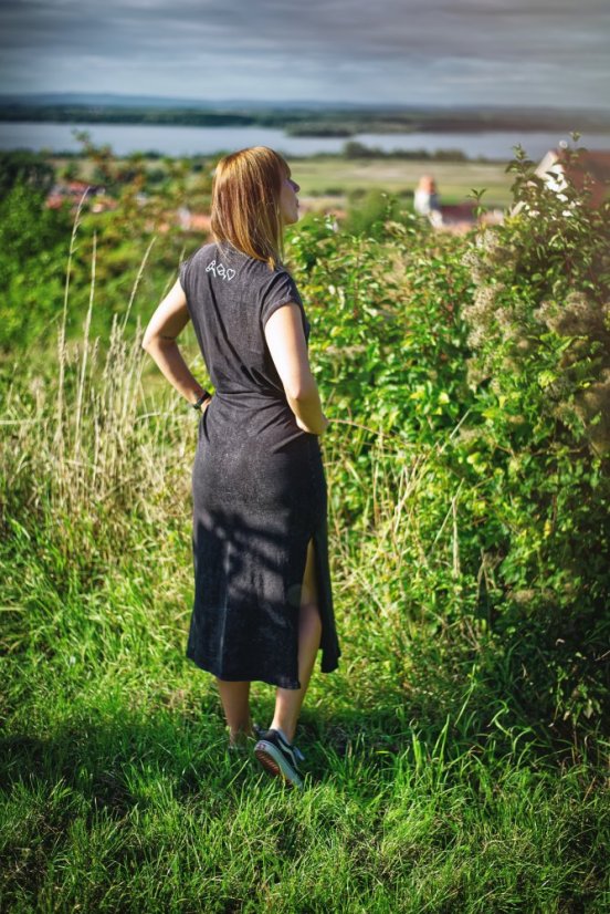 DÁMSKÉ ŠATY IKONY - Velikost: S