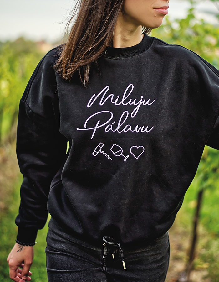 DÁMSKÁ MIKINA OVERSIZED SE STAHOVACÍ GUMIČKOU ČERNÁ