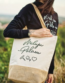 TAŠKA MILUJU PÁLAVU