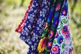Folklorní utěrka na nádobí - Varianta: Folklorní ptáčci červená
